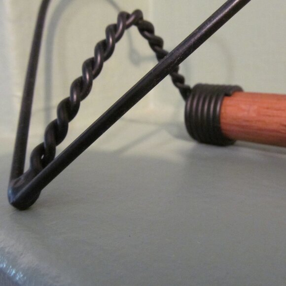 Vintage Home Interiors Metal & Wood Towel Holder Decor Metal Hearts Wooden Dowel - Picture 5 of 15